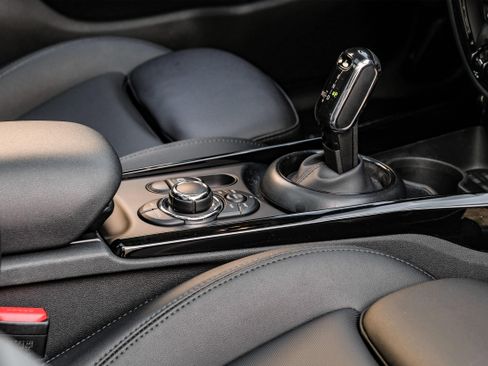 Used 2024 MINI Cooper Clubman S image 24