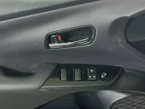 Used 2021 Toyota Prius LE FWD image 24