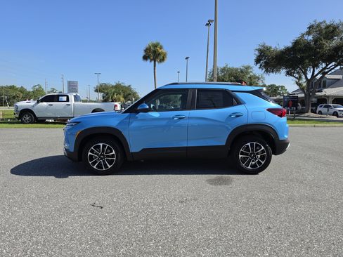 New 2026 Chevrolet TrailBlazer LT w/ LT Cold Weather Package FWD image 9