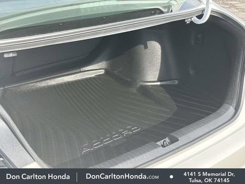 Used 2023 Honda Accord Sport image 6