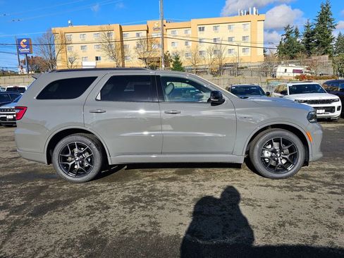 New 2026 Dodge Durango GT image 9
