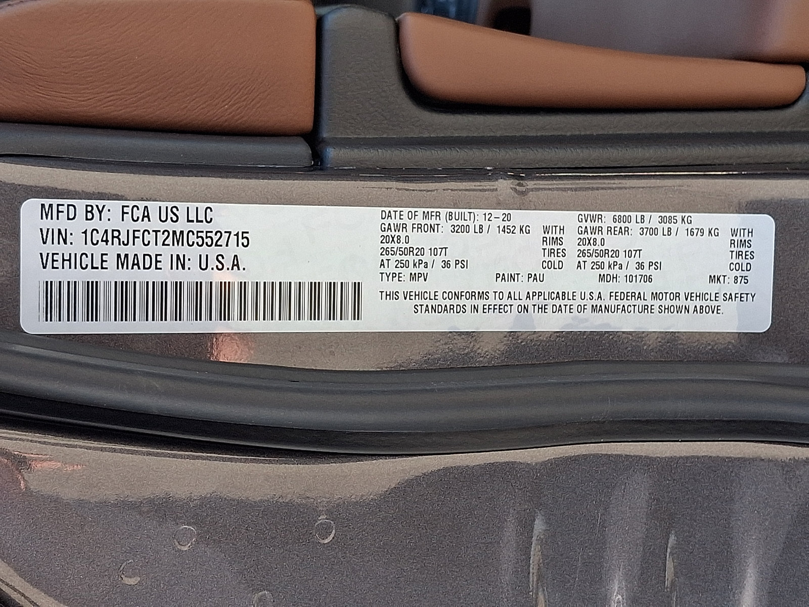 Used 2021 Jeep Grand Cherokee Overland AWD/4WD image 28