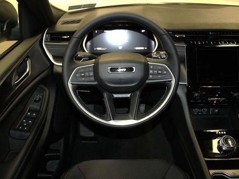 New 2026 Jeep Grand Cherokee L Laredo AWD/4WD image 12