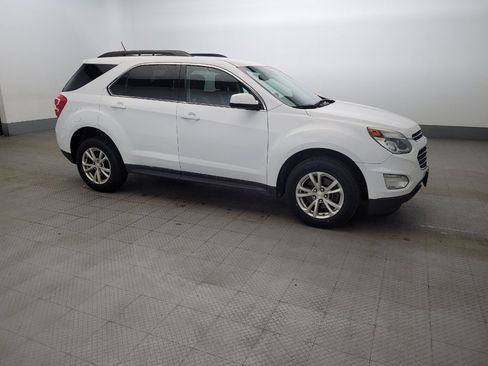 Used 2017 Chevrolet Equinox LT w/ Convenience Package image 11