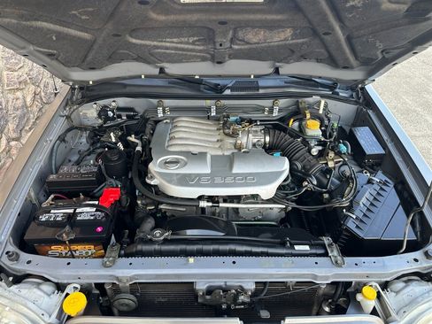 Used 2004 Nissan Pathfinder SE image 23