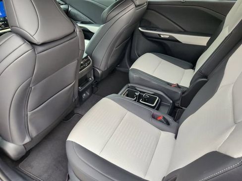 New 2026 Lexus TX 500h AWD image 19