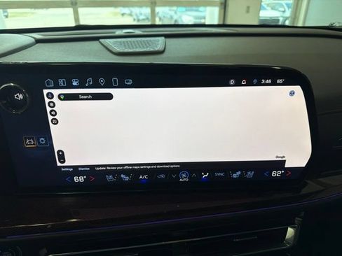 Used 2025 Chevrolet Traverse RS w/ LPO, Floor Liner Package AWD/4WD image 3
