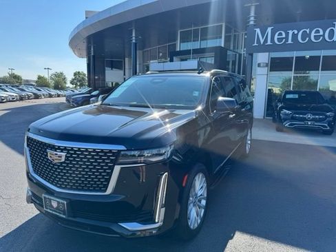 Used 2023 Cadillac Escalade ESV Luxury AWD/4WD image 21