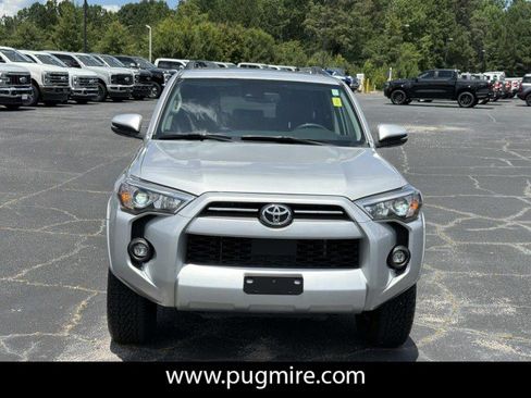 Used 2021 Toyota 4Runner SR5 Premium AWD/4WD image 2