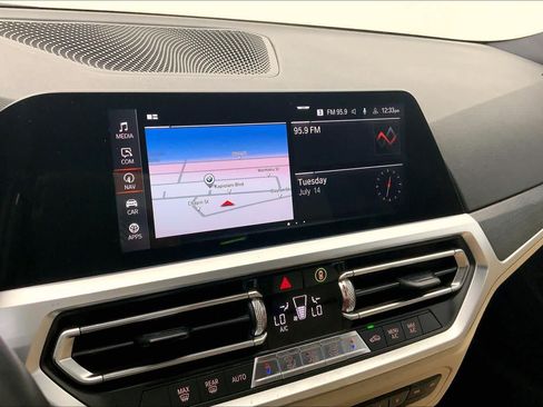 Used 2019 BMW 330i Sedan w/ Driving Assistance Package RWD image 23