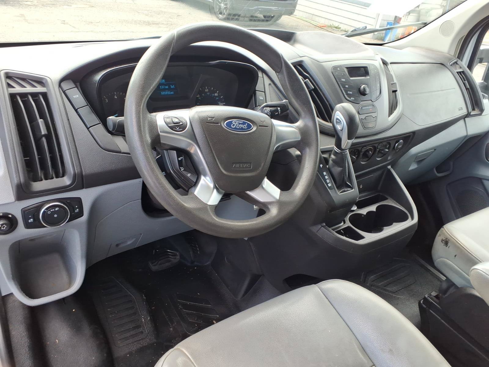 Used 2015 Ford Transit 250 148 Medium Roof RWD image 9