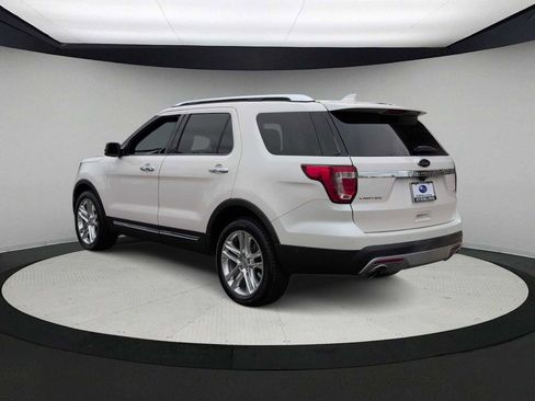 Used 2016 Ford Explorer Limited w/ Equipment Group 301A image 6