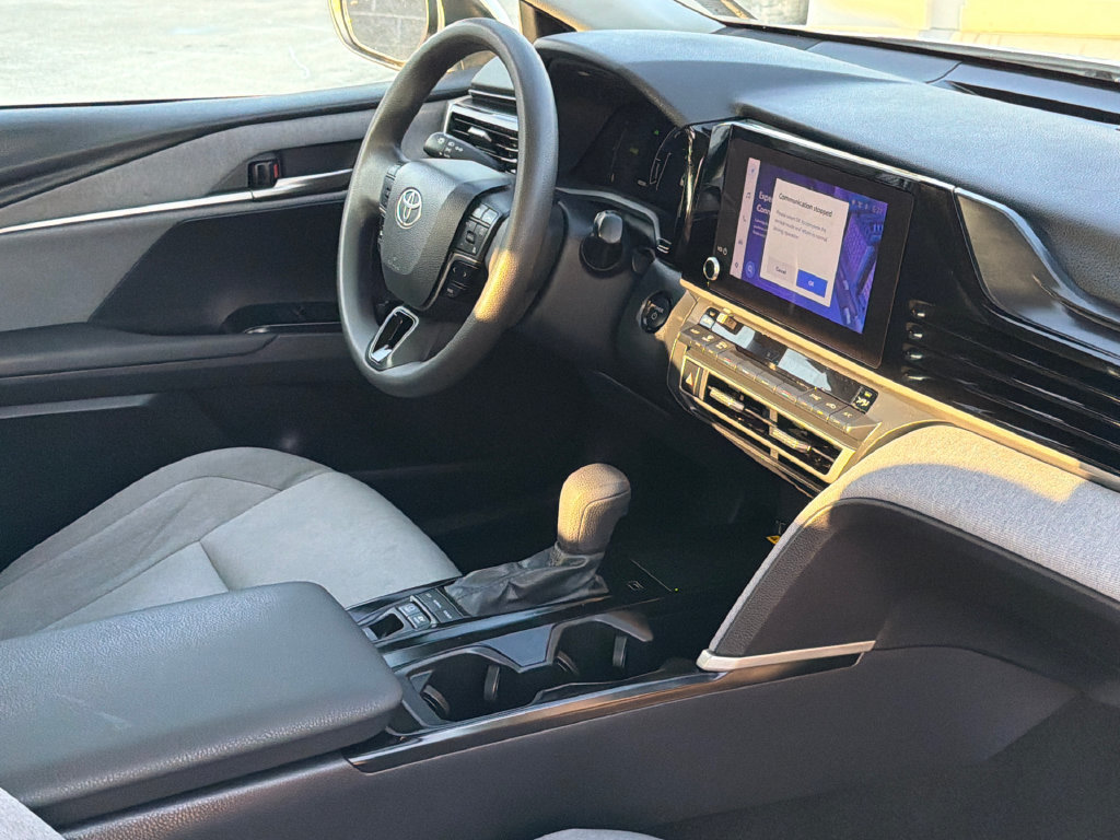 Used 2025 Toyota Camry LE FWD image 11