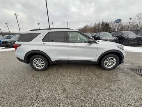 New 2026 Ford Explorer Active image 8