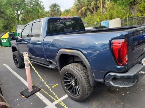 Used 2022 GMC Sierra 2500 Denali w/ Denali Ultimate Package image 3