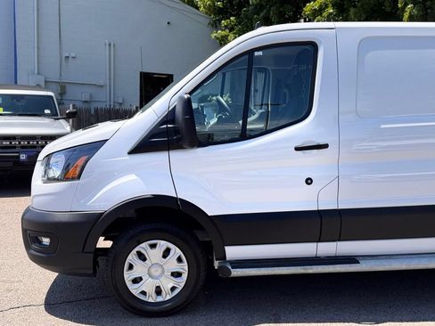 Used 2025 Ford Transit 250 Low Roof w/ Exterior Upgrade Package RWD image 10