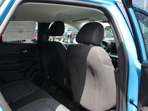 New 2026 Chevrolet Trax LS w/ LS Convenience Package FWD image 31