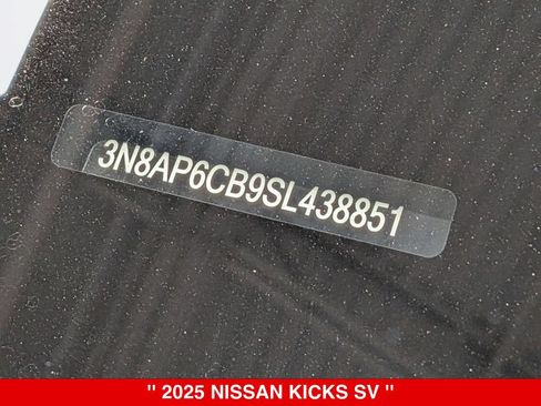 Certified 2025 Nissan Kicks SV w/ SV Premium Package AWD/4WD image 38