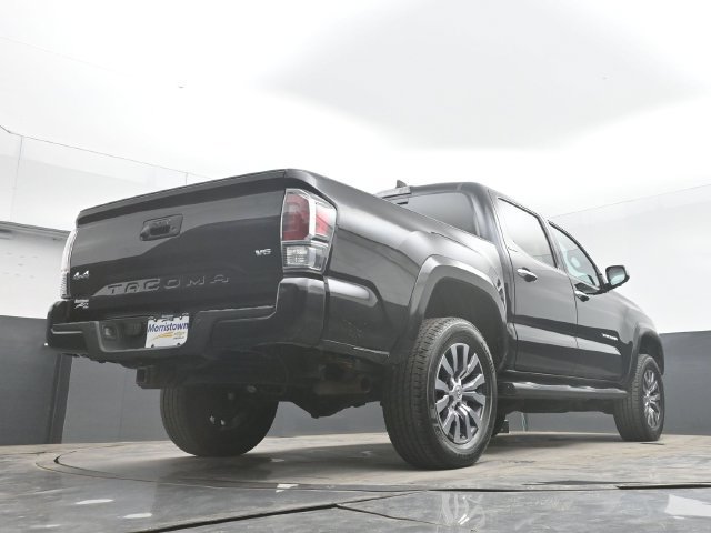 Used 2022 Toyota Tacoma Limited AWD/4WD image 47