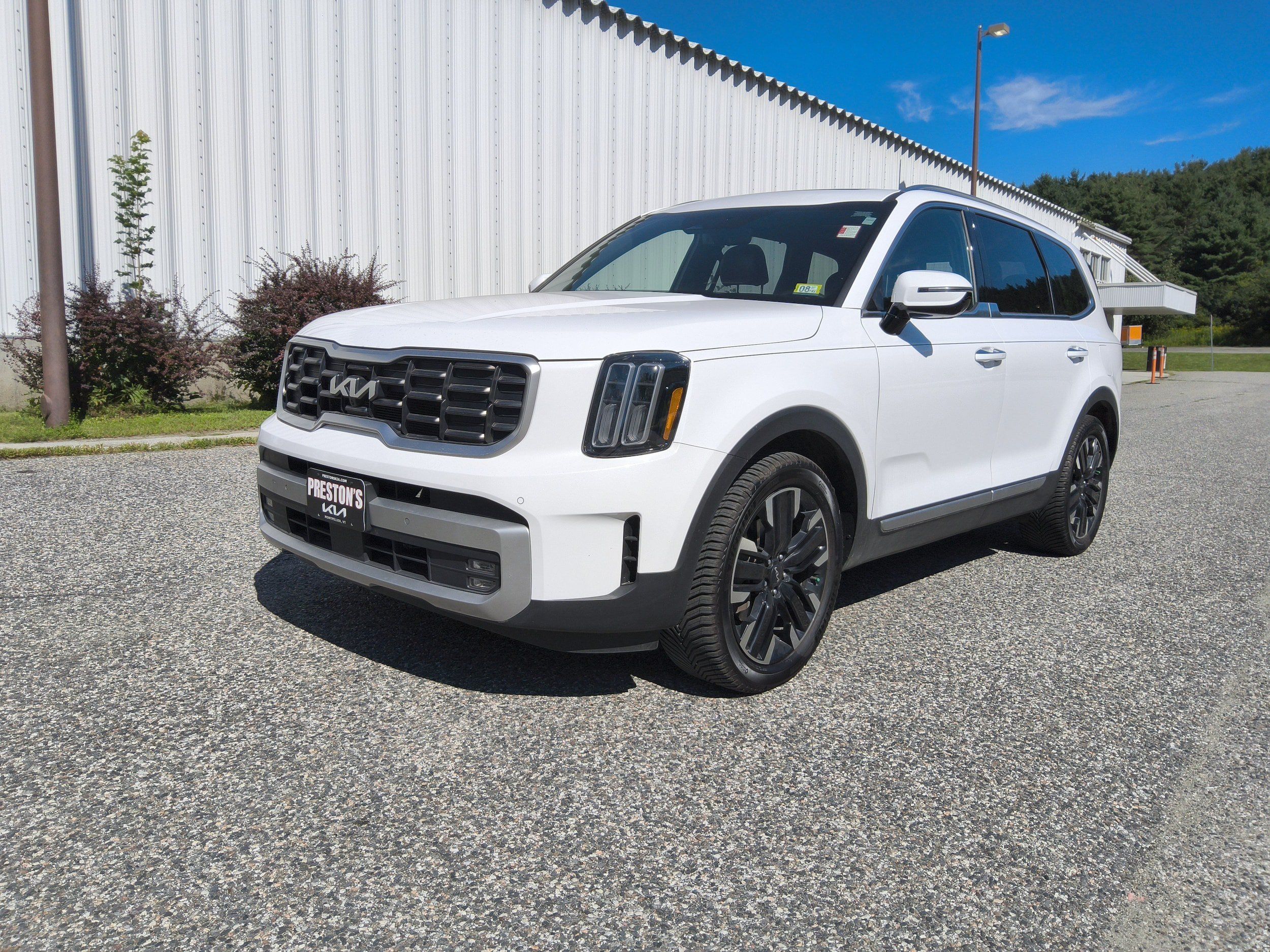 Used 2023 Kia Telluride SX Prestige AWD/4WD image 3