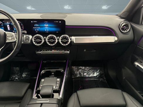 Certified 2023 Mercedes-Benz GLB 250 image 27