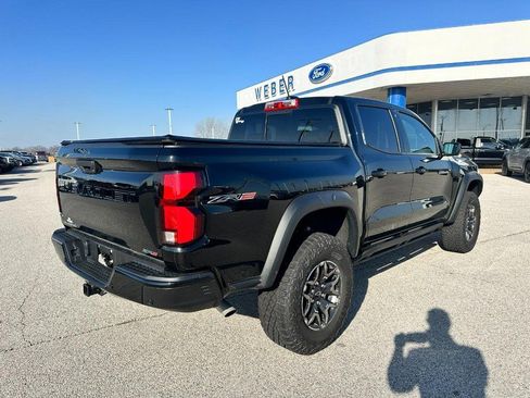 Used 2025 Chevrolet Colorado ZR2 w/ Technology Package image 6