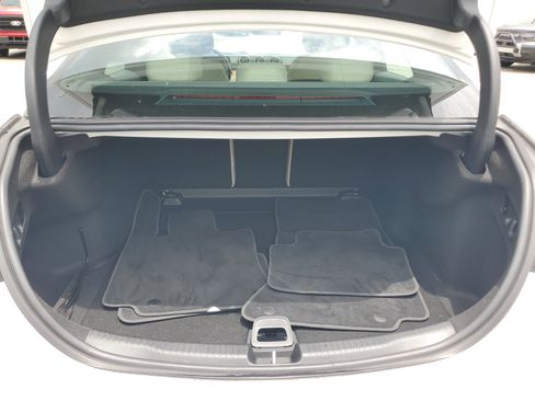 Used 2025 Mercedes-Benz C 300 Sedan image 27