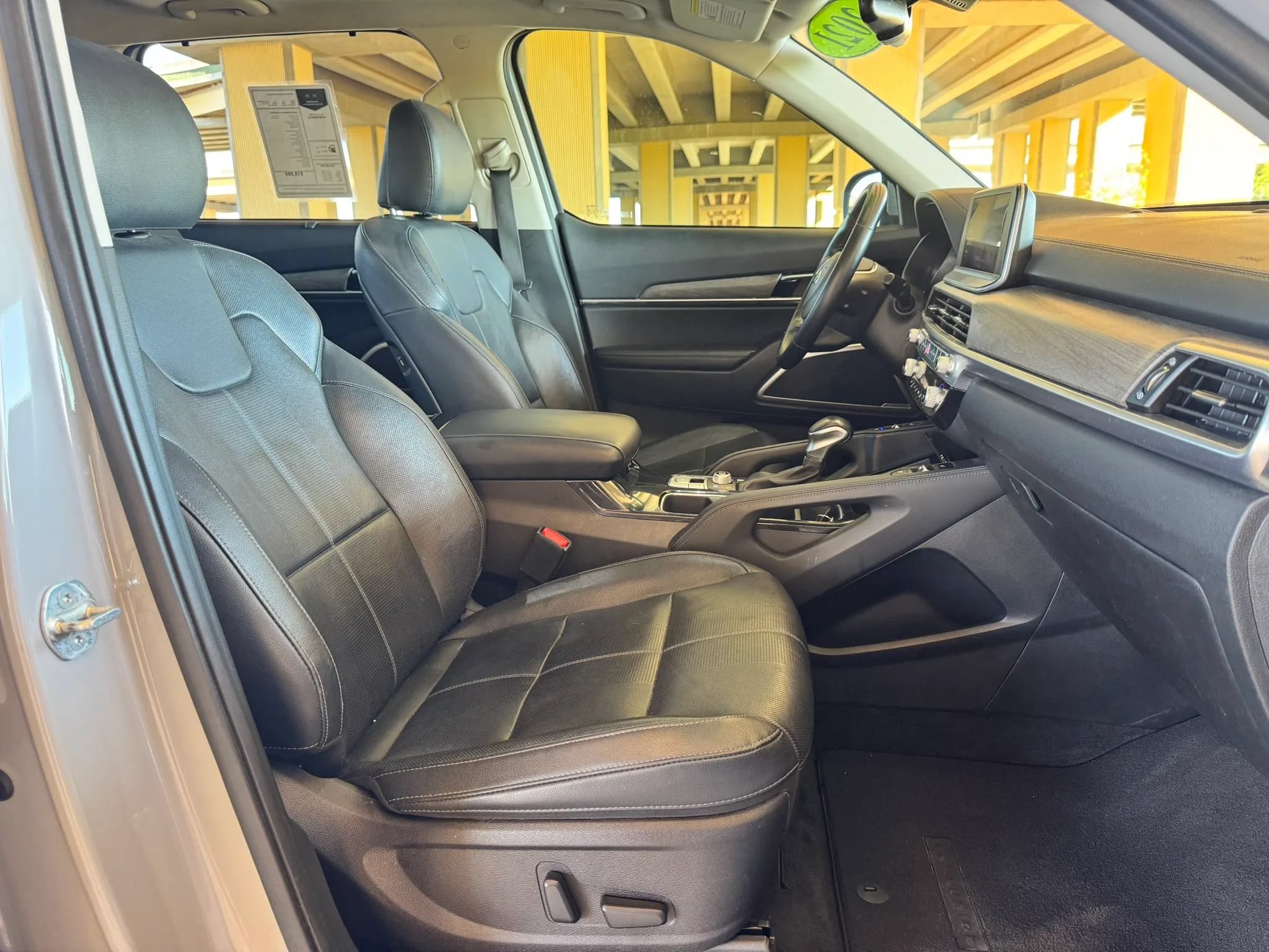 Used 2021 Kia Telluride EX w/ EX Premium Package AWD/4WD image 28