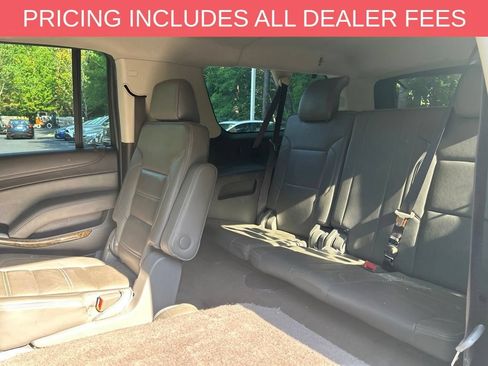 Used 2017 GMC Yukon XL Denali w/ Open Road Package AWD/4WD image 16