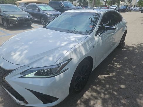 Certified 2023 Lexus ES 350 F Sport w/ Accessory Package (Z2) FWD image 17