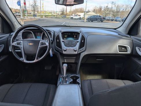 Used 2015 Chevrolet Equinox LT image 11