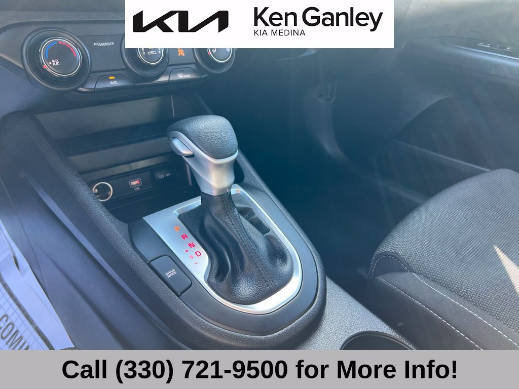 Certified 2022 Kia Forte LXS FWD image 33
