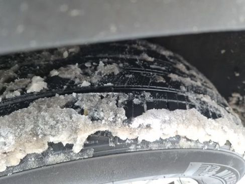 Used 2022 GMC Terrain SLE w/ Driver Convenience Package image 13