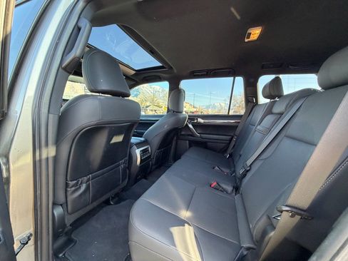 Used 2022 Lexus GX 460 Premium image 10