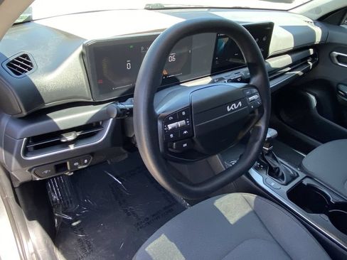 Used 2025 Kia K4 FWD image 21
