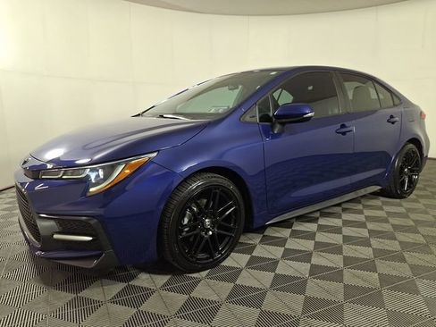 Used 2021 Toyota Corolla SE w/ Carpet Mat Package (TMS) image 6