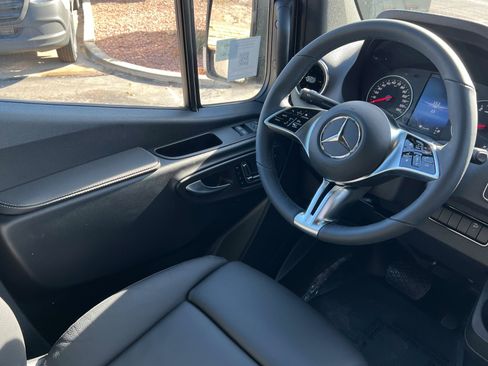New 2026 Mercedes-Benz Sprinter 2500 image 11