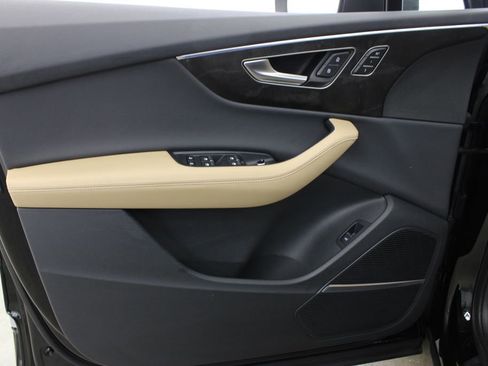 Used 2025 Audi Q7 3.0T Premium Plus w/ Premium Plus Package image 16