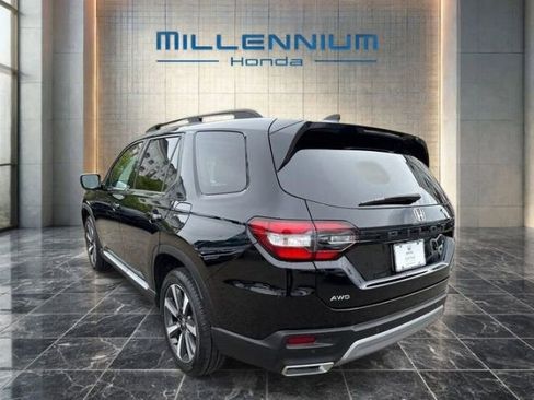 Certified 2023 Honda Pilot Touring image 15
