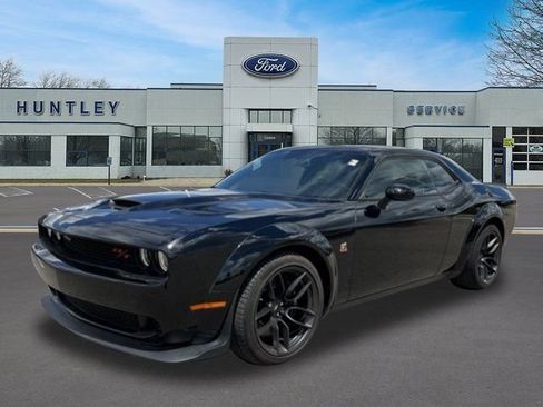 Used 2023 Dodge Challenger R/T Scat Pack RWD image 1