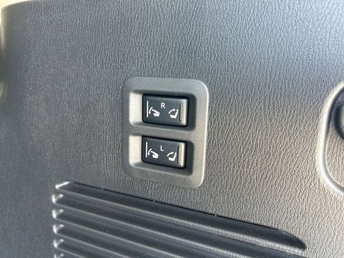 Certified 2024 Nissan Armada Platinum w/ Captain's Chairs Package AWD/4WD image 54