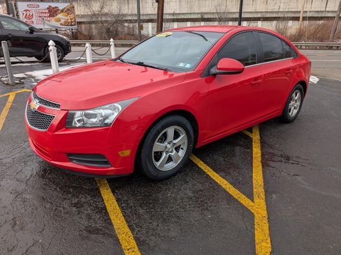 Used 2014 Chevrolet Cruze LT image 3