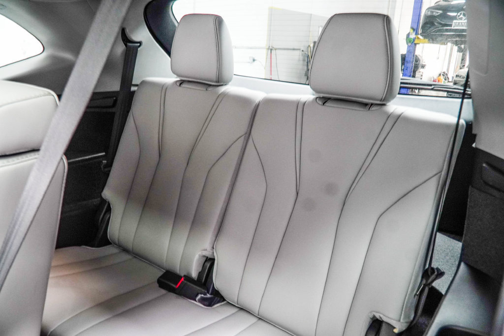 Used 2024 Acura MDX w/ Technology Package FWD image 46