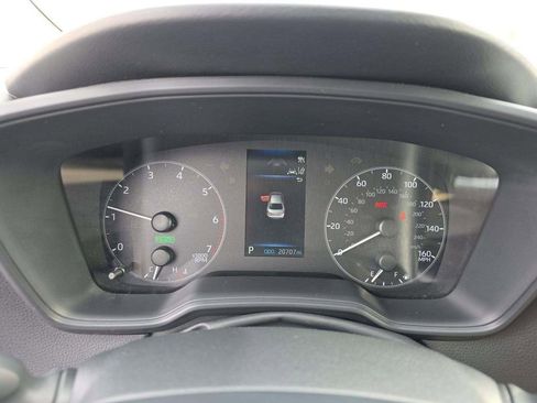 Used 2024 Toyota Corolla LE image 2