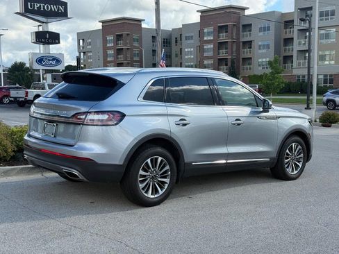 Certified 2022 Lincoln Nautilus AWD w/ Premium Package image 3