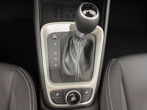 New 2026 Hyundai Venue SEL FWD image 31