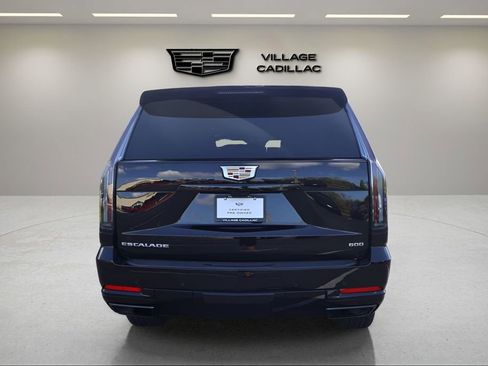Certified 2025 Cadillac Escalade Sport Platinum image 4