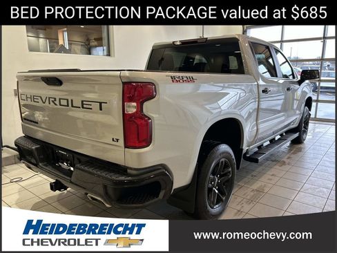 Used 2022 Chevrolet Silverado 1500 LT Trail Boss w/ Bed Protection Package image 3