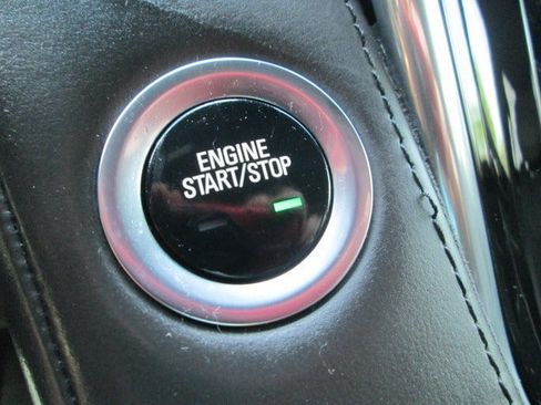 Used 2020 Cadillac Escalade Platinum AWD/4WD image 28