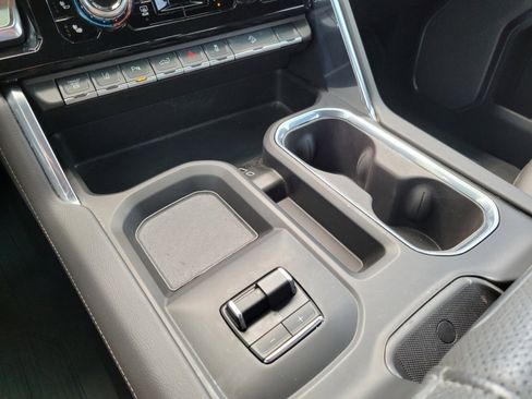 Certified 2024 GMC Sierra 2500 Denali w/ Denali Reserve Package image 14